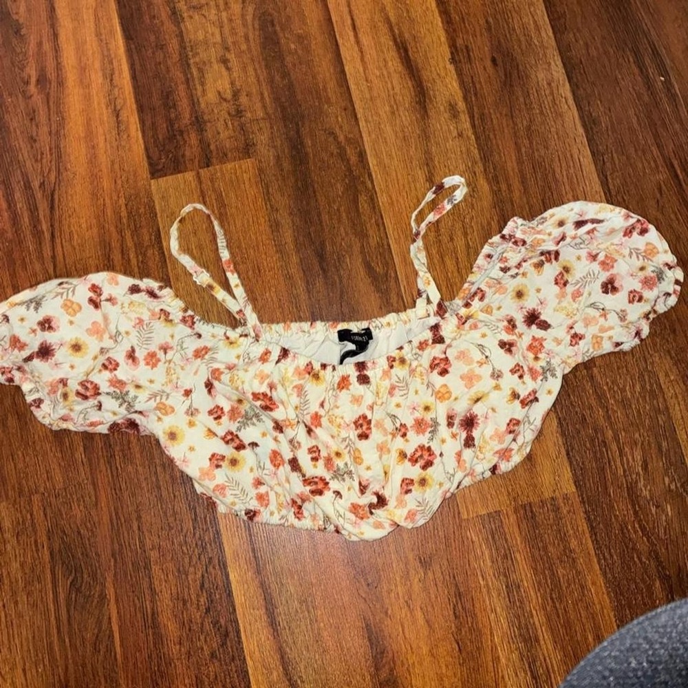 Forever 21 Womens Floral Cold Shoulder Crop Top Cream Yellow Orange Small